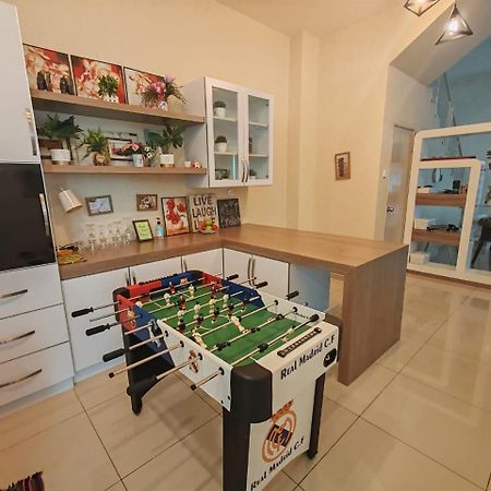 Teluk Batik 17Paradisehome Private Pool Karaoke Snooker Bbq 15Pax Lumut Esterno foto