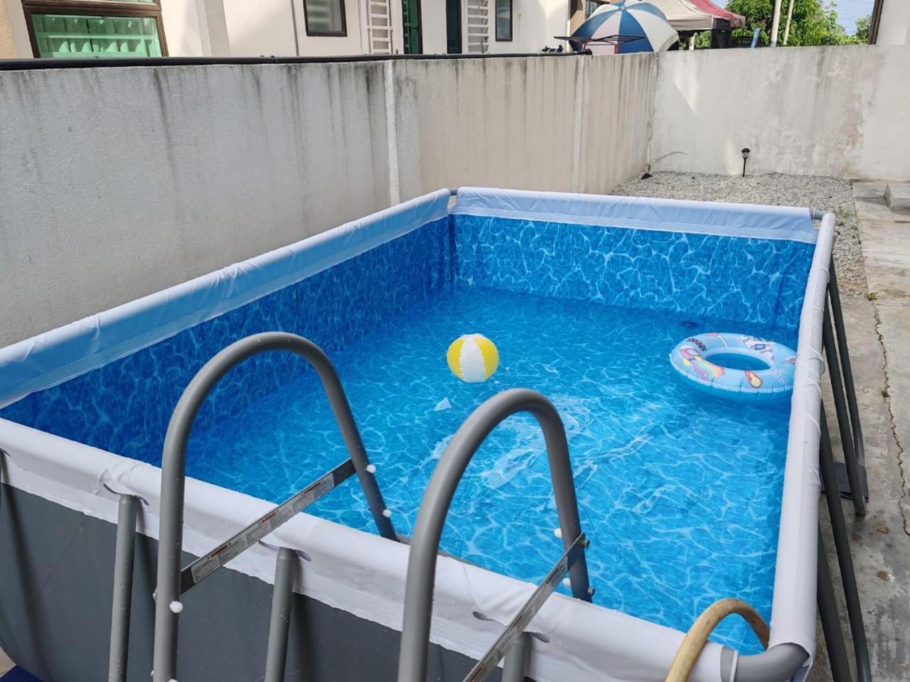 Teluk Batik 17Paradisehome Private Pool Karaoke Snooker Bbq 15Pax Lumut Esterno foto